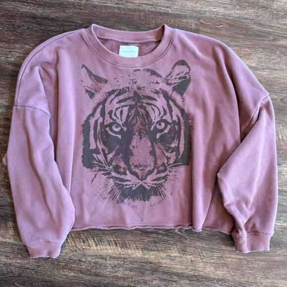 American Eagle super soft purple‎ cropped sweatshirt with tiger graphic  LARGE - Picture 1 of 5